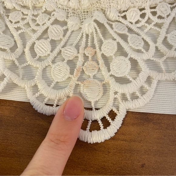 Urban Outfitters Out From Under Lace Bralette Ivory Size Small New W/ Flaws - Picture 3 of 12